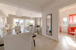 The HostMaster Beachside Retreat